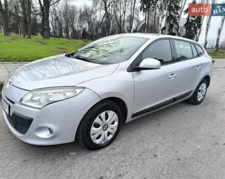 Сірий Рено Меган, об'ємом двигуна 1.46 л та пробігом 325 тис. км за 6700 $, фото 27 на Automoto.ua