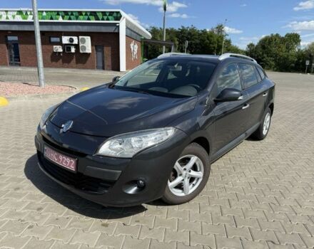 Серый Рено Меган, объемом двигателя 0 л и пробегом 143 тыс. км за 3999 $, фото 1 на Automoto.ua