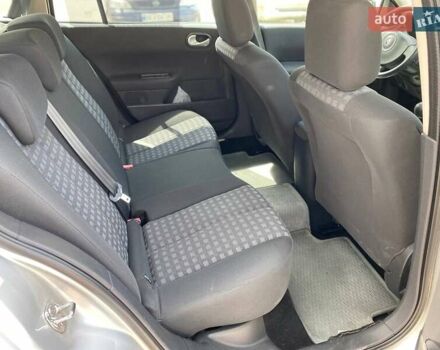 Серый Рено Меган, объемом двигателя 1.46 л и пробегом 230 тыс. км за 5500 $, фото 23 на Automoto.ua