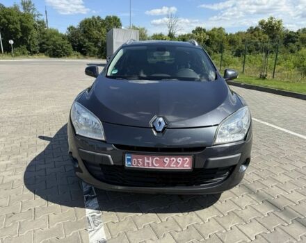 Серый Рено Меган, объемом двигателя 0 л и пробегом 143 тыс. км за 3999 $, фото 7 на Automoto.ua