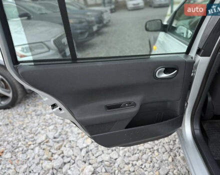 Серый Рено Меган, объемом двигателя 1.6 л и пробегом 156 тыс. км за 6850 $, фото 21 на Automoto.ua