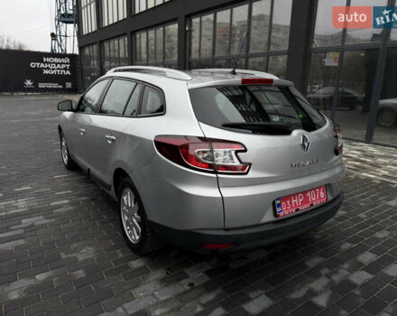 Сірий Рено Меган, об'ємом двигуна 1.6 л та пробігом 196 тис. км за 7850 $, фото 29 на Automoto.ua