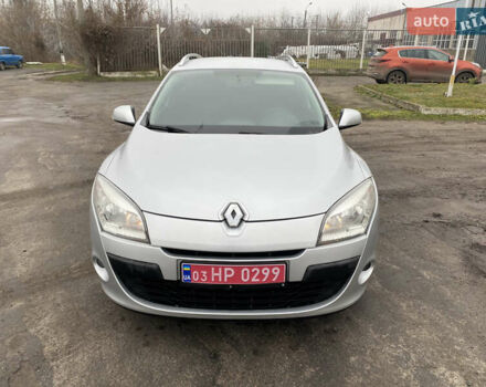 Серый Рено Меган, объемом двигателя 1.6 л и пробегом 206 тыс. км за 6850 $, фото 3 на Automoto.ua