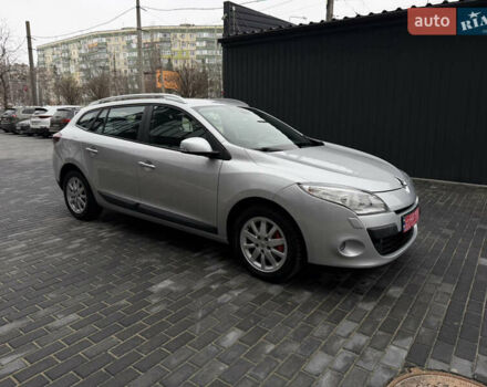 Сірий Рено Меган, об'ємом двигуна 1.6 л та пробігом 196 тис. км за 7850 $, фото 56 на Automoto.ua