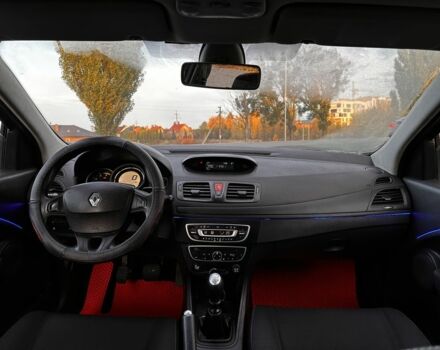 Серый Рено Меган, объемом двигателя 1.5 л и пробегом 275 тыс. км за 5350 $, фото 17 на Automoto.ua