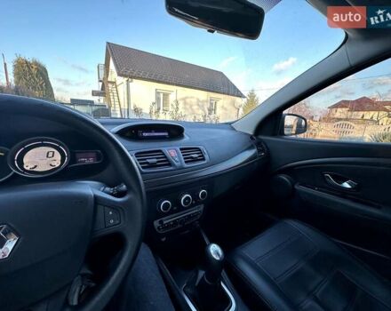 Сірий Рено Меган, об'ємом двигуна 1.46 л та пробігом 220 тис. км за 7190 $, фото 18 на Automoto.ua