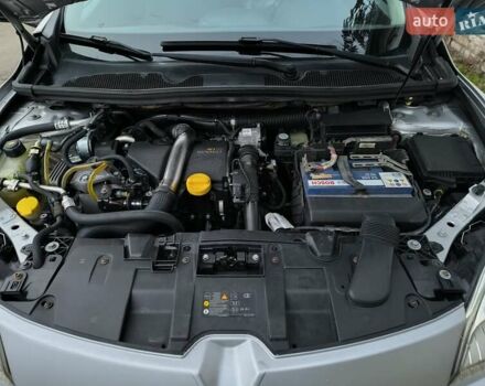 Сірий Рено Меган, об'ємом двигуна 1.46 л та пробігом 325 тис. км за 6700 $, фото 34 на Automoto.ua