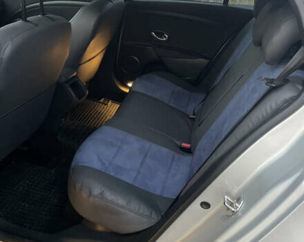 Сірий Рено Меган, об'ємом двигуна 1.6 л та пробігом 219 тис. км за 7500 $, фото 3 на Automoto.ua