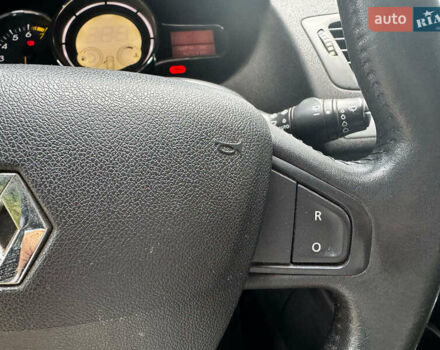Рено Меган 2009 в Киеве на Automoto.ua Серый Рено Меган, объемом двигателя 1.4 л и пробегом 267 тыс. км за 5990 $, фото 16 на Automoto.ua