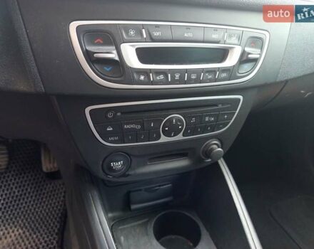 Сірий Рено Меган, об'ємом двигуна 1.6 л та пробігом 227 тис. км за 6500 $, фото 9 на Automoto.ua