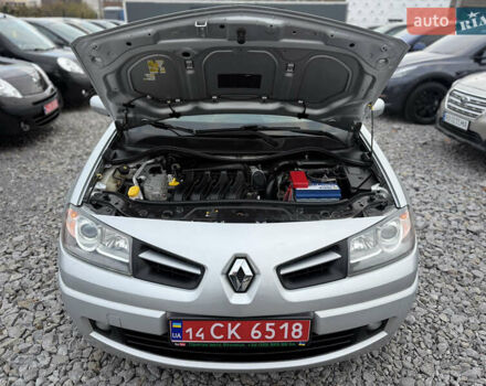 Серый Рено Меган, объемом двигателя 1.6 л и пробегом 156 тыс. км за 6850 $, фото 25 на Automoto.ua