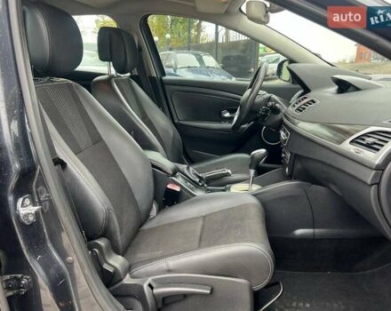 Сірий Рено Меган, об'ємом двигуна 2 л та пробігом 243 тис. км за 6890 $, фото 11 на Automoto.ua