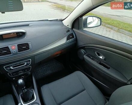 Серый Рено Меган, объемом двигателя 1.6 л и пробегом 195 тыс. км за 6800 $, фото 10 на Automoto.ua