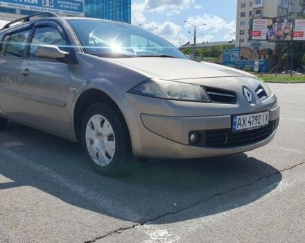 Рено Меган 2009 в Харькове на Automoto.ua Серый Рено Меган, объемом двигателя 1.6 л и пробегом 295 тыс. км за 4700 $, фото 1 на Automoto.ua