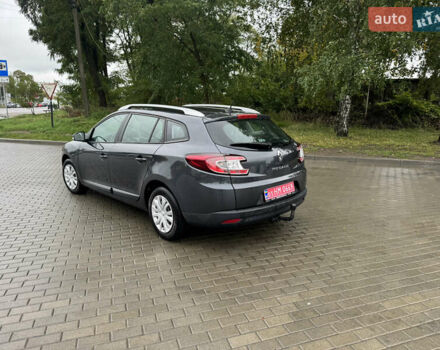 Серый Рено Меган, объемом двигателя 1.6 л и пробегом 231 тыс. км за 7800 $, фото 29 на Automoto.ua