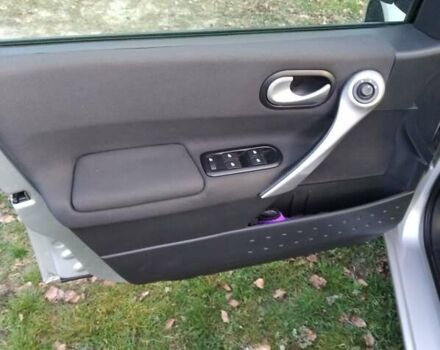 Серый Рено Меган, объемом двигателя 1.6 л и пробегом 178 тыс. км за 5900 $, фото 19 на Automoto.ua