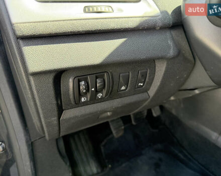 Серый Рено Меган, объемом двигателя 1.4 л и пробегом 143 тыс. км за 4999 $, фото 7 на Automoto.ua