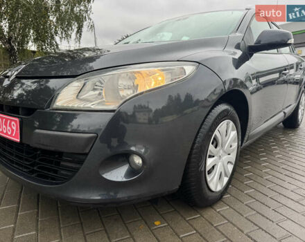 Серый Рено Меган, объемом двигателя 1.6 л и пробегом 231 тыс. км за 7800 $, фото 56 на Automoto.ua