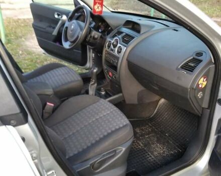 Серый Рено Меган, объемом двигателя 1.6 л и пробегом 178 тыс. км за 5900 $, фото 27 на Automoto.ua