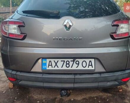 Рено Меган 2009 у Краснокутске на Automoto.ua Сірий Рено Меган, об'ємом двигуна 1.6 л та пробігом 236 тис. км за 7200 $, фото 6 на Automoto.ua