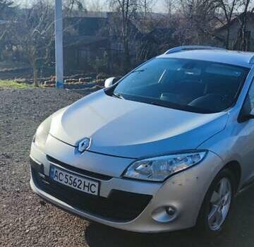 Сірий Рено Меган, об'ємом двигуна 1.5 л та пробігом 337 тис. км за 5600 $, фото 2 на Automoto.ua