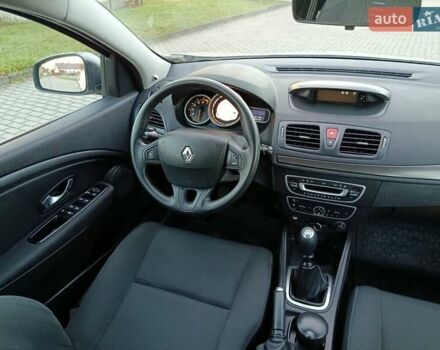 Серый Рено Меган, объемом двигателя 1.6 л и пробегом 195 тыс. км за 6800 $, фото 8 на Automoto.ua