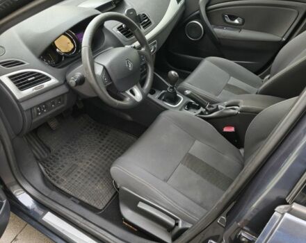 Сірий Рено Меган, об'ємом двигуна 1.4 л та пробігом 215 тис. км за 5700 $, фото 10 на Automoto.ua