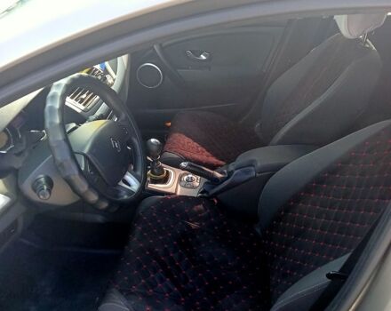 Рено Меган 2009 у Запоріжжя на Automoto.ua Сірий Рено Меган, об'ємом двигуна 1.5 л та пробігом 343 тис. км за 6300 $, фото 11 на Automoto.ua