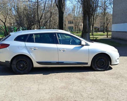Рено Меган 2009 в Одессе на Automoto.ua Серый Рено Меган, объемом двигателя 1.46 л и пробегом 227 тыс. км за 6600 $, фото 12 на Automoto.ua
