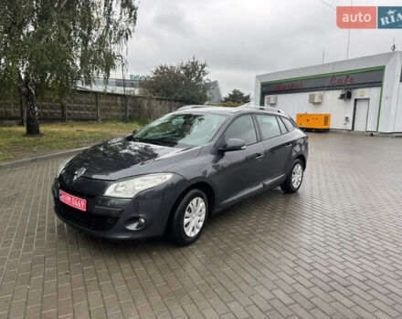Серый Рено Меган, объемом двигателя 1.6 л и пробегом 231 тыс. км за 7800 $, фото 1 на Automoto.ua