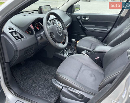 Сірий Рено Меган, об'ємом двигуна 1.6 л та пробігом 230 тис. км за 5950 $, фото 16 на Automoto.ua