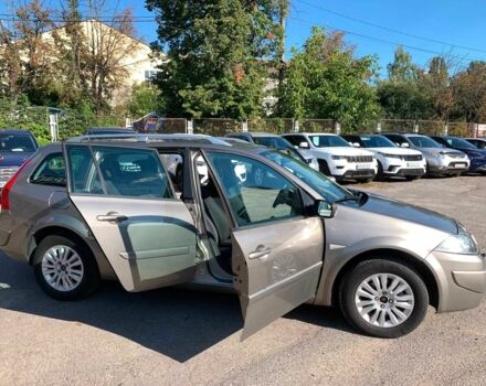 Рено Меган 2009 у Вінниці на Automoto.ua Сірий Рено Меган, об'ємом двигуна 1.6 л та пробігом 212 тис. км за 5490 $, фото 12 на Automoto.ua