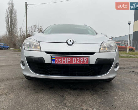 Серый Рено Меган, объемом двигателя 1.6 л и пробегом 206 тыс. км за 6850 $, фото 4 на Automoto.ua