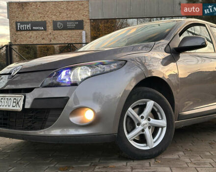 Рено Меган 2009 в Луцке на Automoto.ua Серый Рено Меган, объемом двигателя 1.5 л и пробегом 275 тыс. км за 5150 $, фото 2 на Automoto.ua
