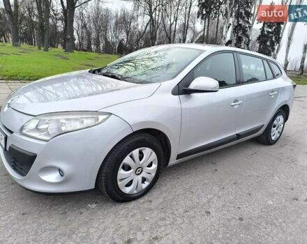 Сірий Рено Меган, об'ємом двигуна 1.46 л та пробігом 325 тис. км за 6700 $, фото 14 на Automoto.ua