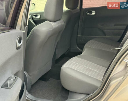 Серый Рено Меган, объемом двигателя 1.6 л и пробегом 149 тыс. км за 5400 $, фото 12 на Automoto.ua