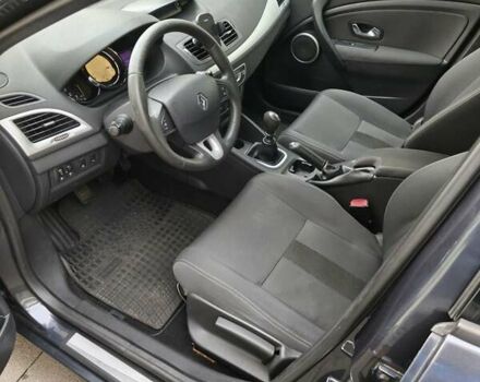 Серый Рено Меган, объемом двигателя 1.4 л и пробегом 215 тыс. км за 5700 $, фото 11 на Automoto.ua
