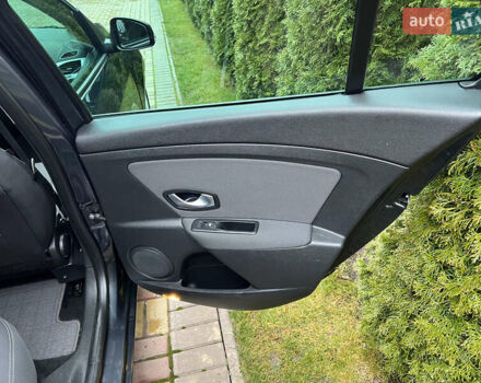 Сірий Рено Меган, об'ємом двигуна 1.6 л та пробігом 210 тис. км за 7250 $, фото 38 на Automoto.ua