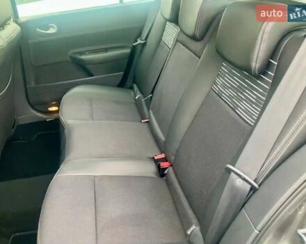 Серый Рено Меган, объемом двигателя 1.6 л и пробегом 168 тыс. км за 3737 $, фото 10 на Automoto.ua