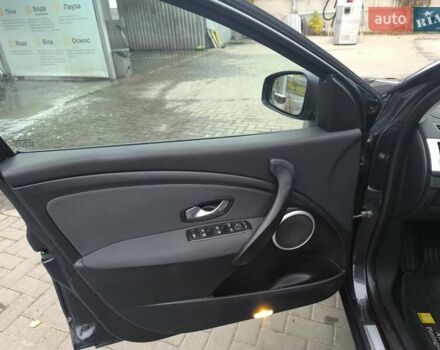 Серый Рено Меган, объемом двигателя 1.6 л и пробегом 115 тыс. км за 7050 $, фото 14 на Automoto.ua