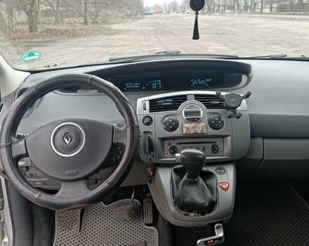 Серый Рено Меган, объемом двигателя 1.6 л и пробегом 230 тыс. км за 6000 $, фото 3 на Automoto.ua