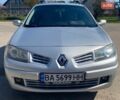 Серый Рено Меган, объемом двигателя 1.6 л и пробегом 321 тыс. км за 4500 $, фото 8 на Automoto.ua