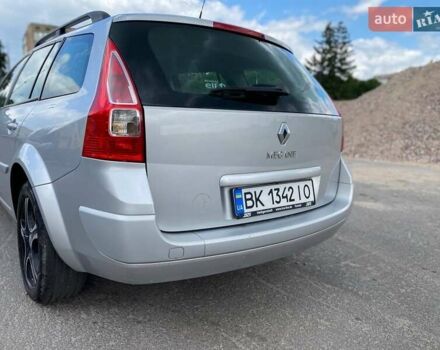 Серый Рено Меган, объемом двигателя 1.46 л и пробегом 230 тыс. км за 5500 $, фото 14 на Automoto.ua