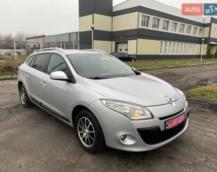 Серый Рено Меган, объемом двигателя 1.6 л и пробегом 206 тыс. км за 6850 $, фото 5 на Automoto.ua