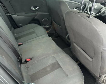 Серый Рено Меган, объемом двигателя 0 л и пробегом 237 тыс. км за 5500 $, фото 10 на Automoto.ua