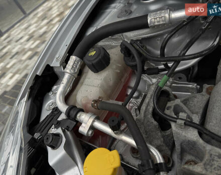 Сірий Рено Меган, об'ємом двигуна 1.6 л та пробігом 196 тис. км за 7850 $, фото 123 на Automoto.ua