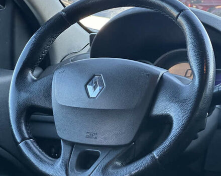 Сірий Рено Меган, об'ємом двигуна 1.46 л та пробігом 360 тис. км за 5800 $, фото 15 на Automoto.ua