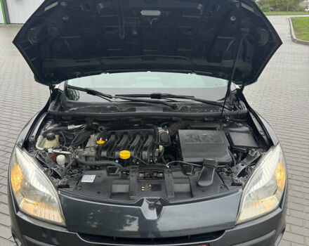 Серый Рено Меган, объемом двигателя 1.6 л и пробегом 231 тыс. км за 7800 $, фото 51 на Automoto.ua