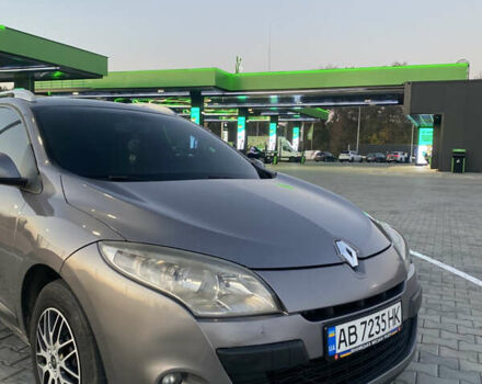 Рено Меган 2009 в Виннице на Automoto.ua Серый Рено Меган, объемом двигателя 1.46 л и пробегом 292 тыс. км за 6900 $, фото 13 на Automoto.ua
