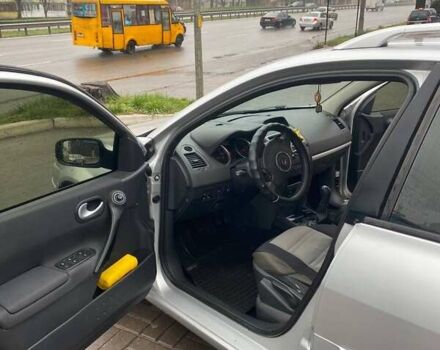 Сірий Рено Меган, об'ємом двигуна 1.6 л та пробігом 263 тис. км за 5300 $, фото 10 на Automoto.ua